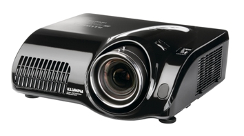 Hitachi presenteert nieuwe Projector, TV's en camcorder