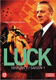 De indrukwekkende HBO-serie LUCK is vanaf 14 november te koop op DVD.