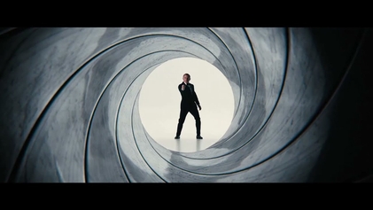 Conform Berg Aubergine Daniel Craig 5-film James Bond Collection, The (DVD) recensie -  ​Allesoverfilm.nl | filmrecensies, hardware reviews, nieuws en nog veel  meer...