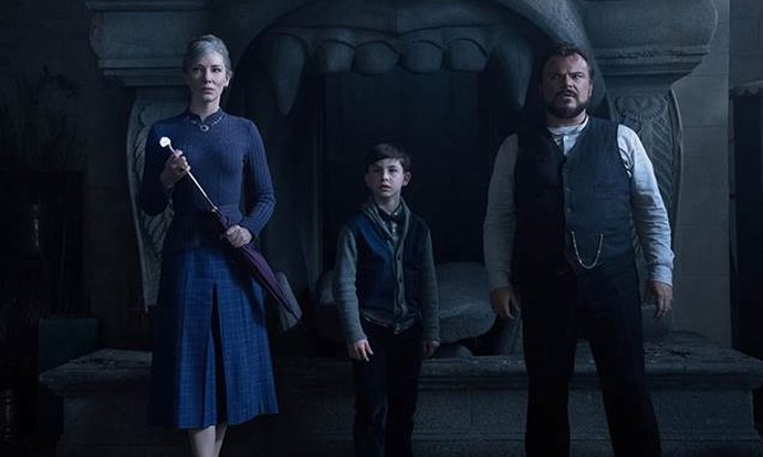 Cate Blanchett, Jack Black, and Owen Vaccaro in The House with a Clock in its Walls (2018)